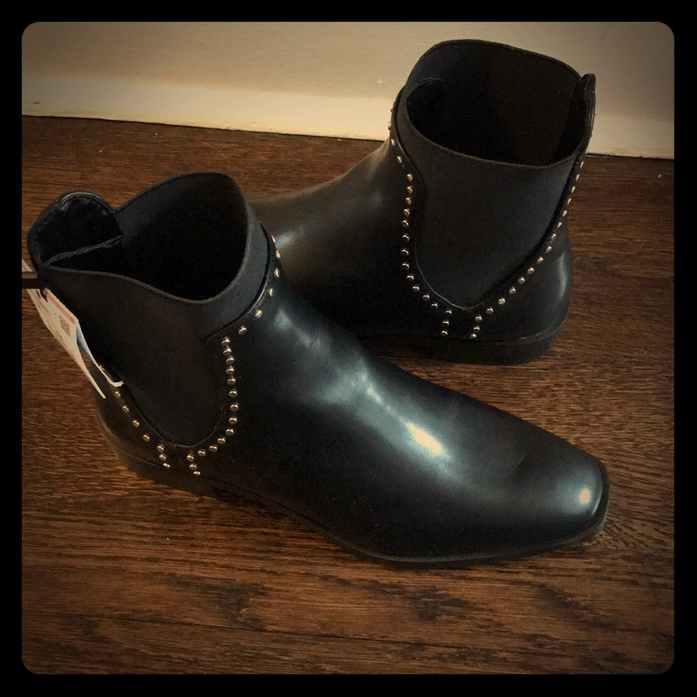 Zara studded Chelsea ankle boots....*Never worn